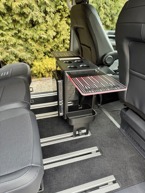 BOX TABLE für CAR do Ford Tourneo Custom BOX TABLE für CAR do Ford Tourneo Custom